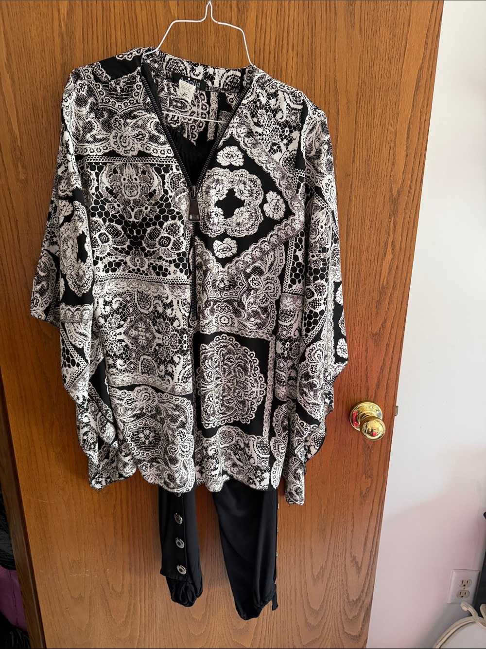 Ariella Black and White Paisley Button-Down Blouse
